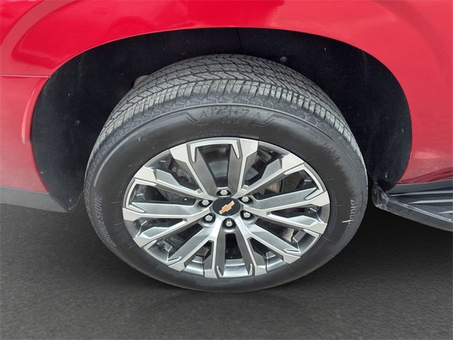 Certified 2025 Chevrolet Suburban High Country w/ Sun And Tow Package image 19