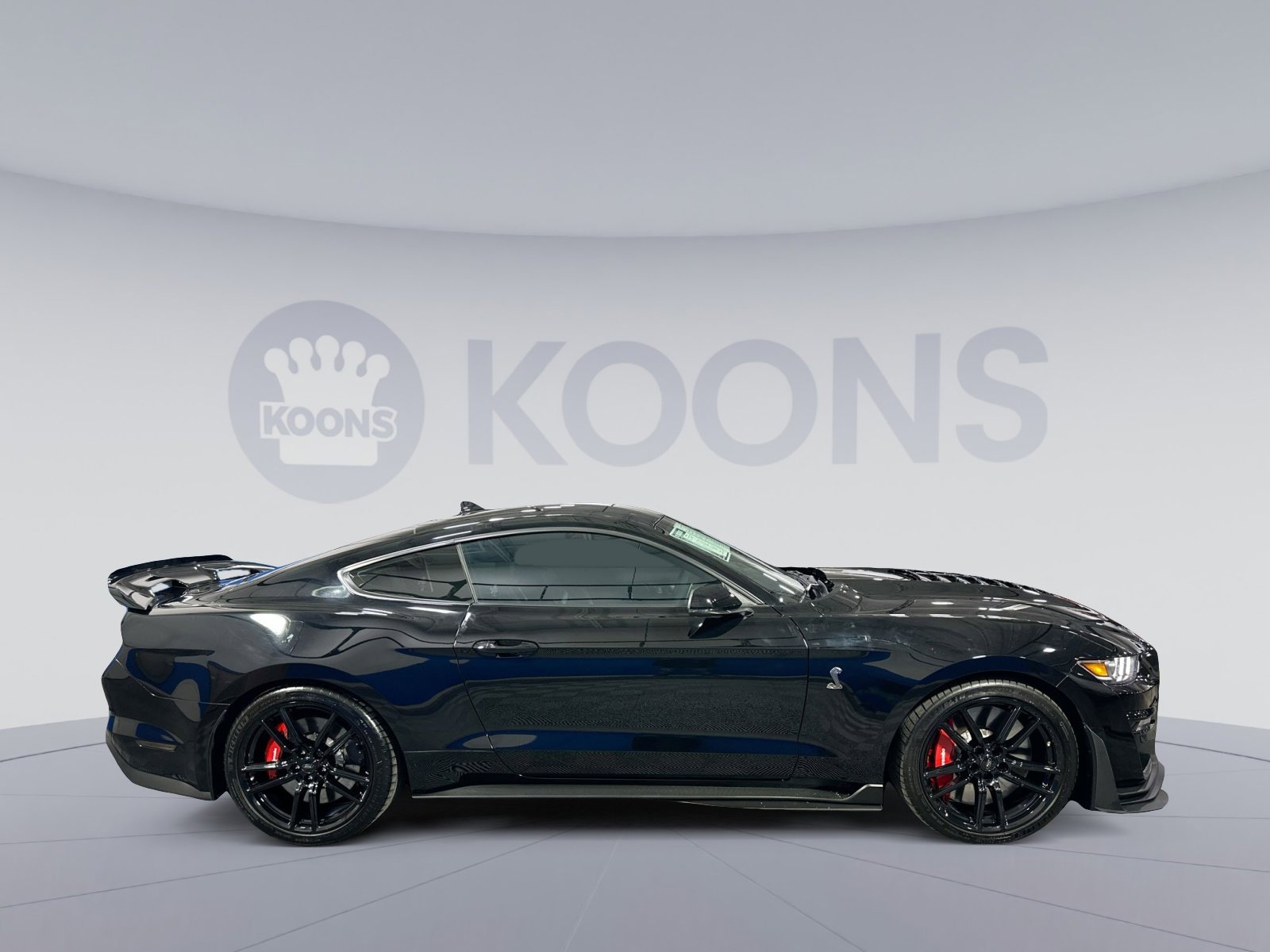 Used 2022 Ford Mustang Shelby GT500 w/ Technology Package image 8