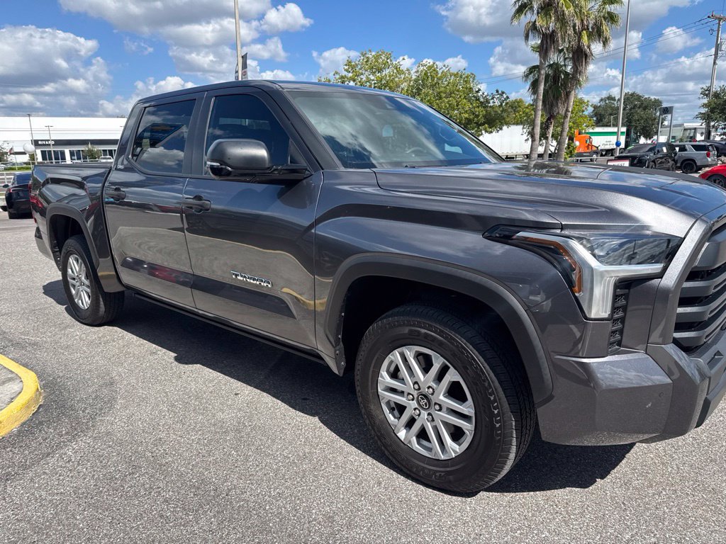 Used 2025 Toyota Tundra SR5 AWD/4WD image 3