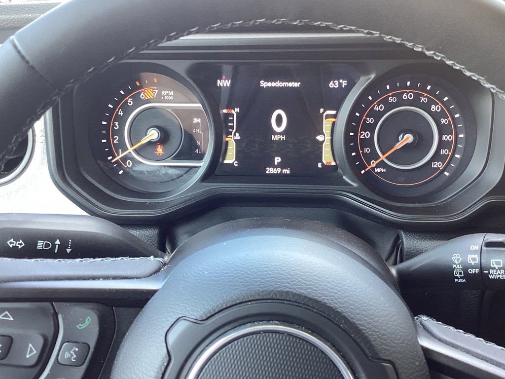 Used 2025 Jeep Wrangler Sport S AWD/4WD image 15