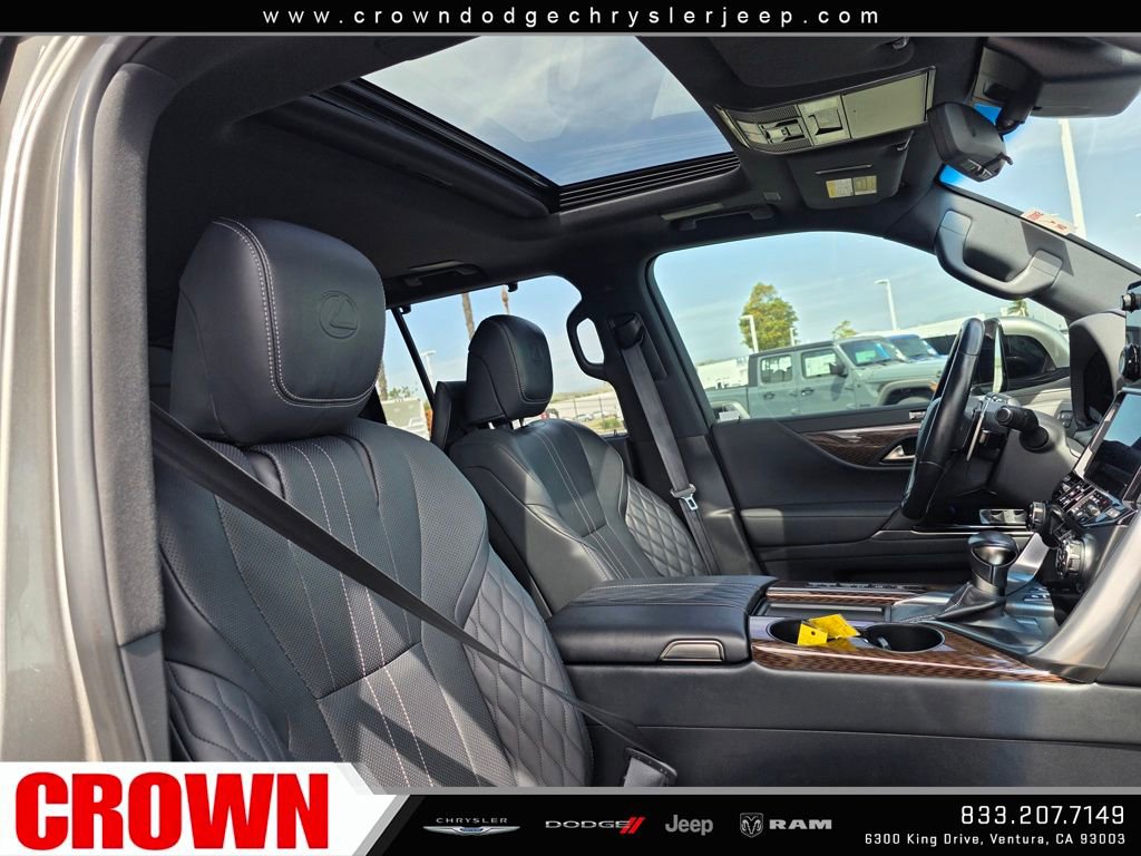 Used 2023 Lexus LX 600 4WD w/ Accessory Package (Z1) image 11