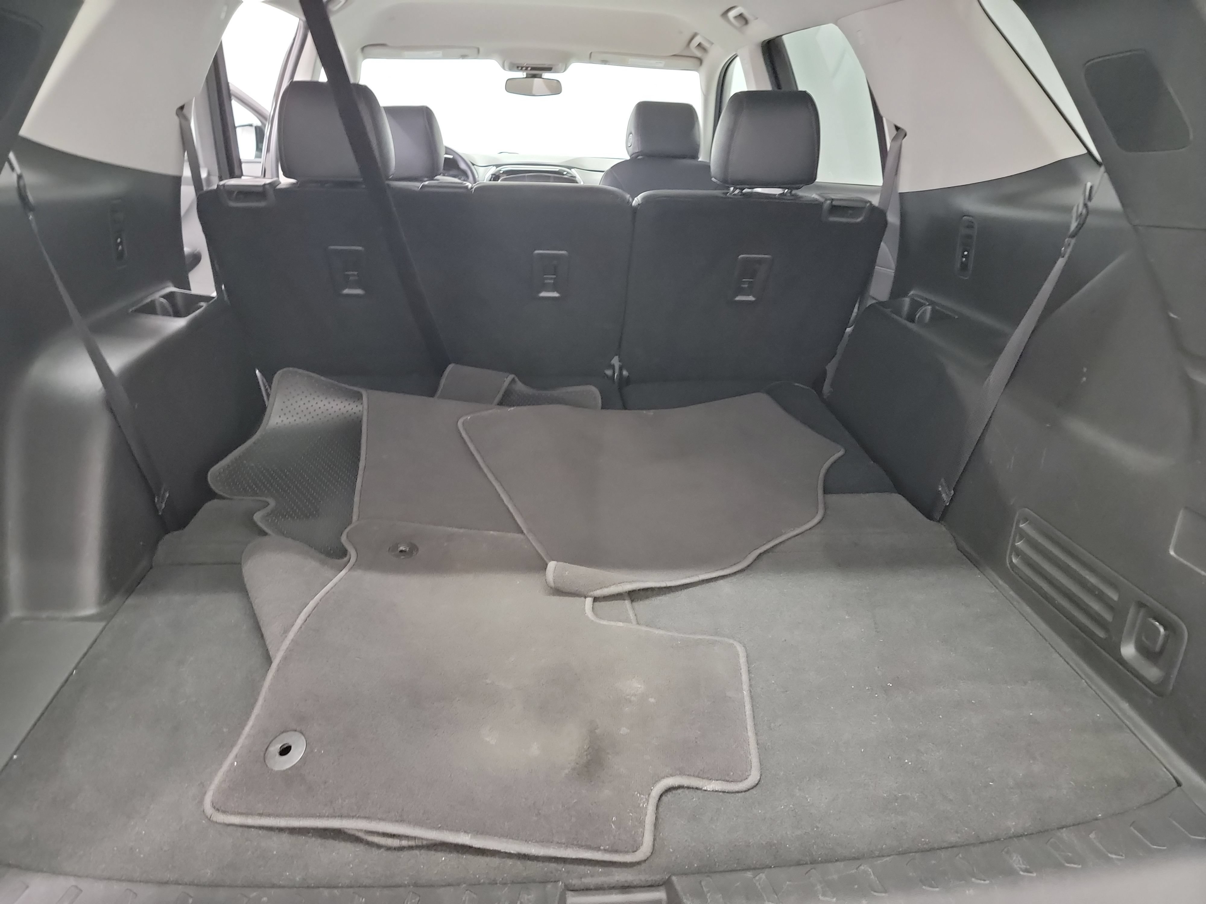 Used 2019 Chevrolet Traverse LS FWD image 25