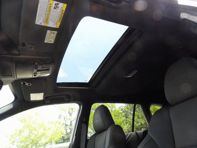 Certified 2025 Subaru Outback Wilderness w/ Wilderness Package image 18