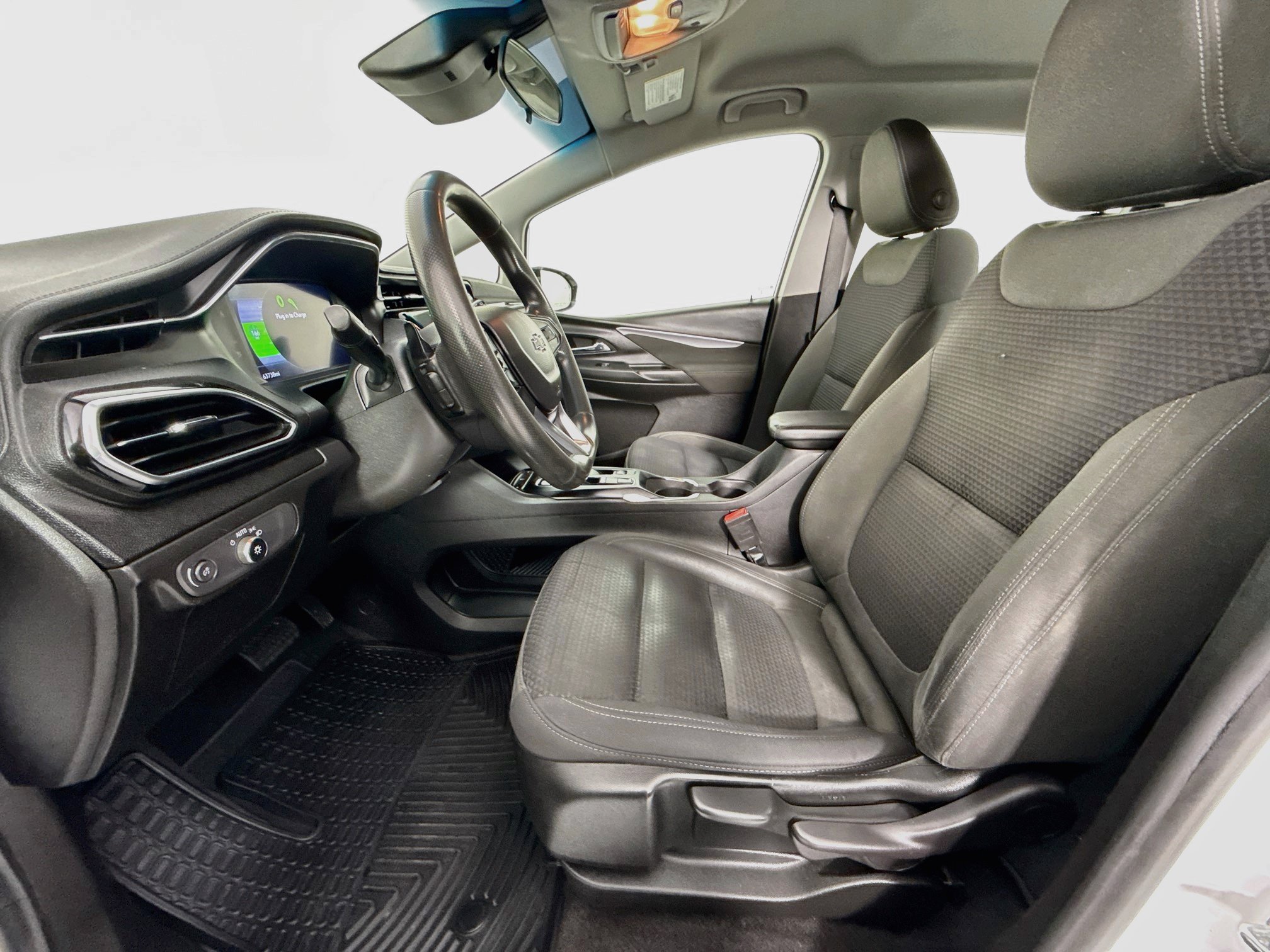 Certified 2023 Chevrolet Bolt LT w/ Driver Confidence Package FWD image 19