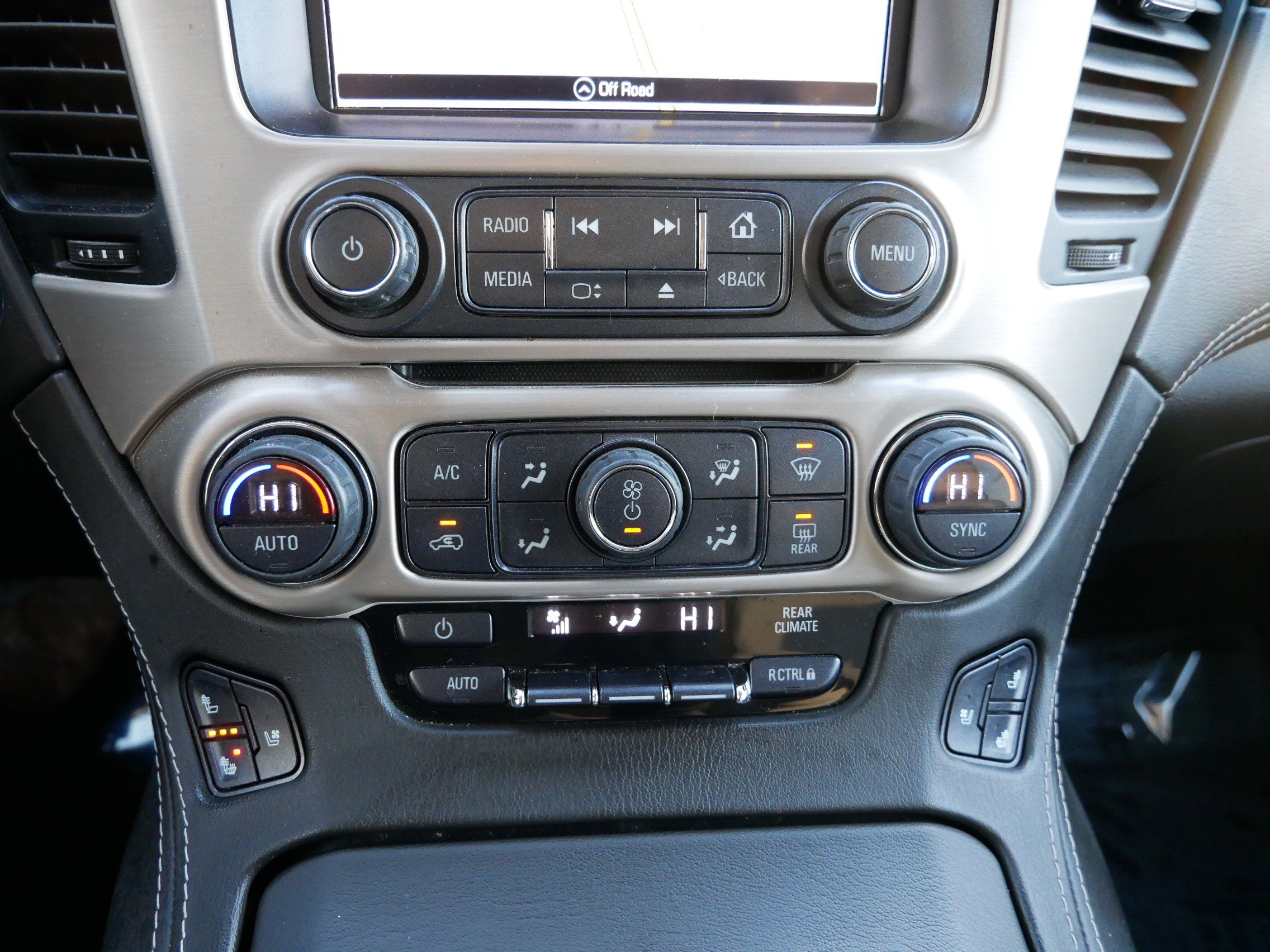 Used 2020 GMC Yukon Denali image 22