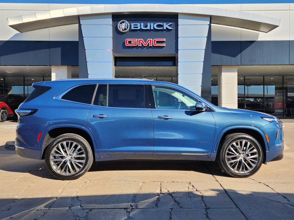 New 2026 Buick Enclave Avenir w/ Super Cruise Package image 3