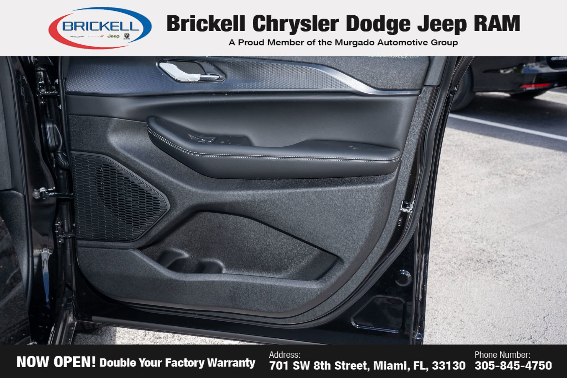 New 2025 Jeep Grand Cherokee L Altitude image 14