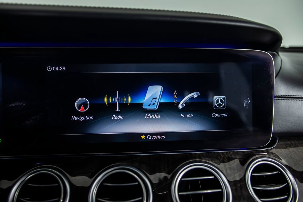Used 2020 Mercedes-Benz E 63 AMG S image 29