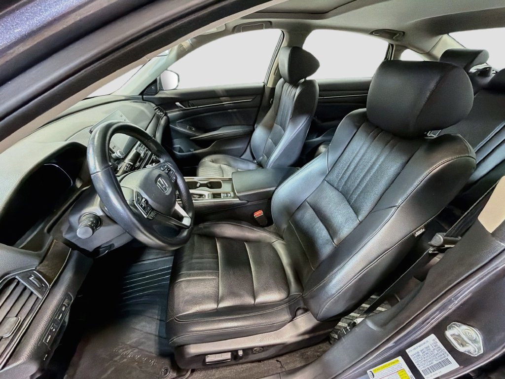Used 2018 Honda Accord Touring image 20
