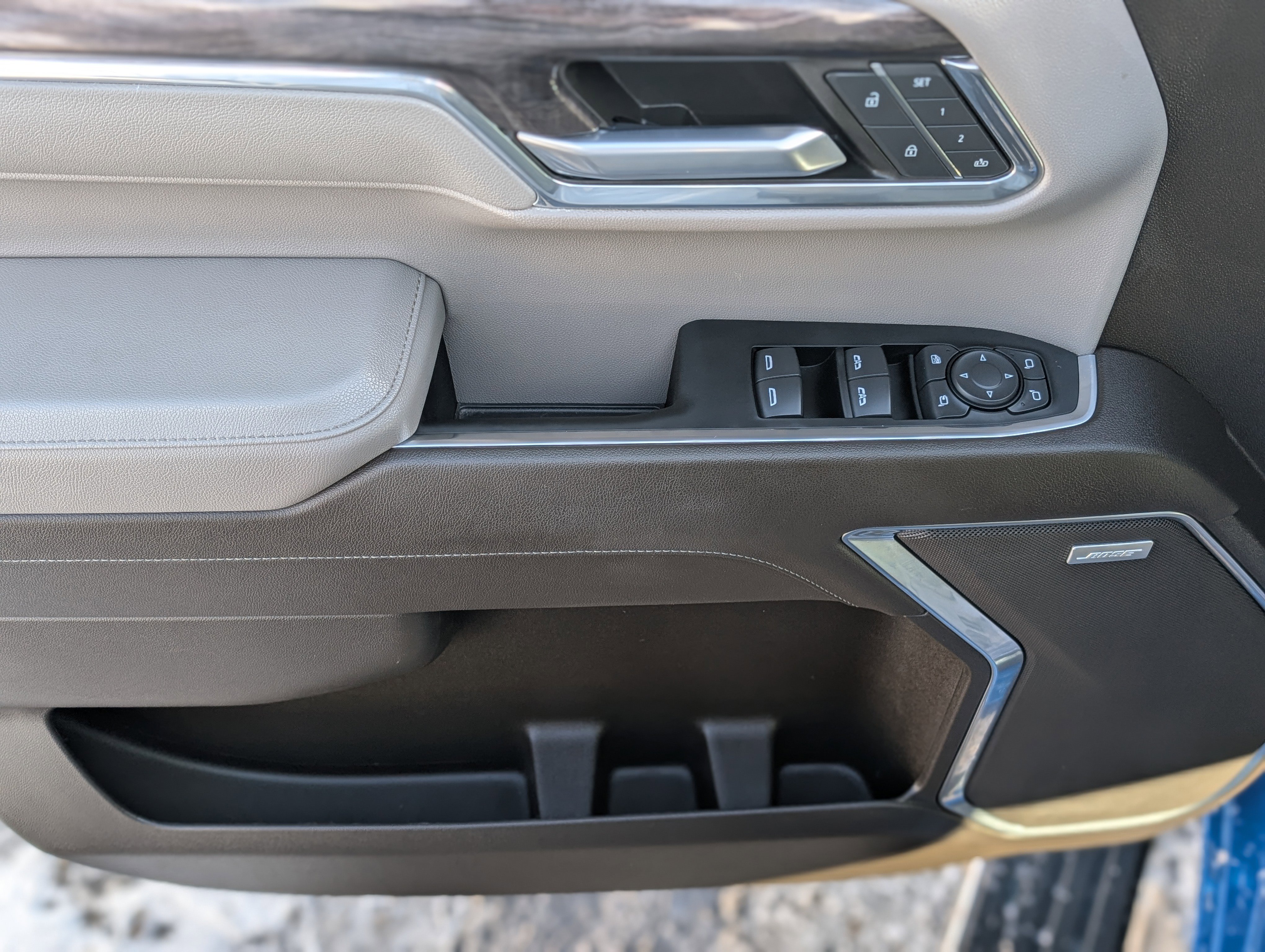 Used 2023 Chevrolet Silverado 1500 LTZ w/ LTZ Convenience Package II image 28