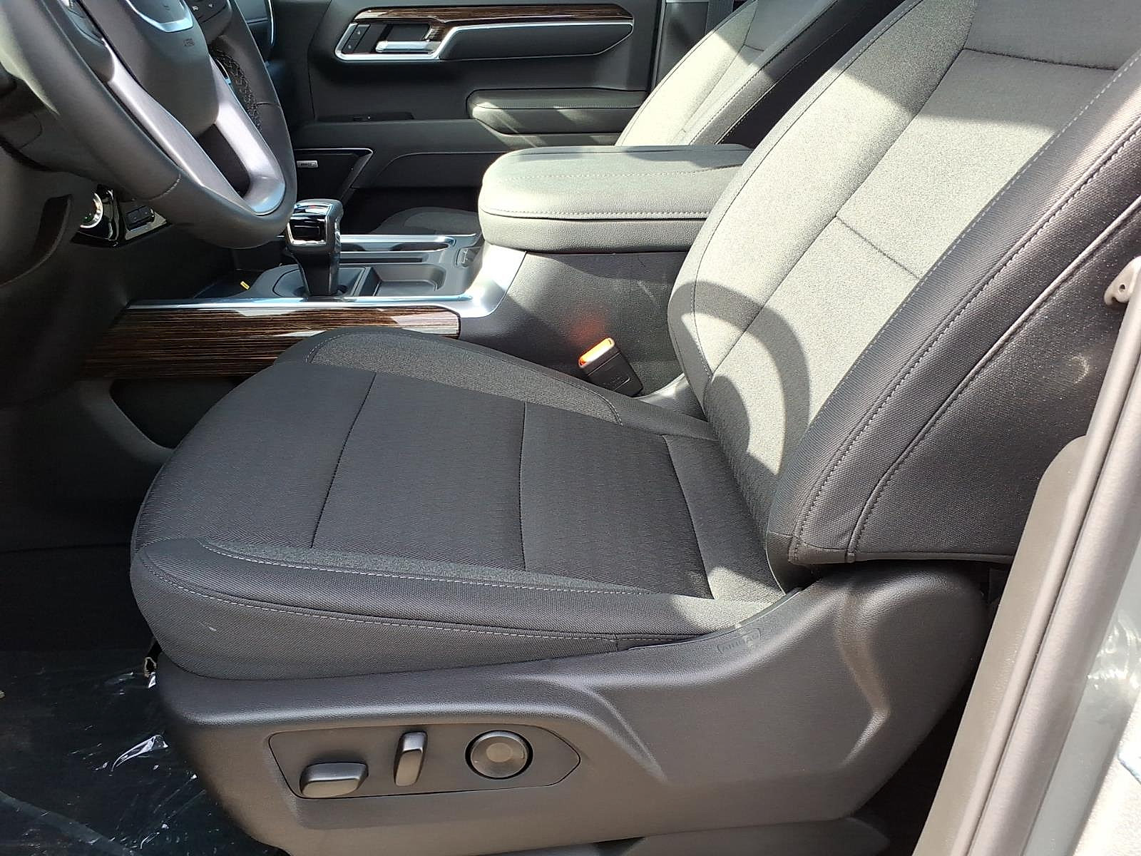 New 2026 GMC Sierra 1500 Elevation AWD/4WD image 13