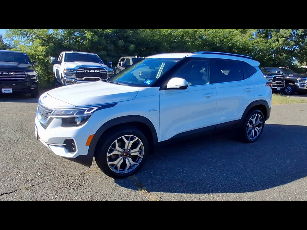 Used 2021 Kia Seltos S AWD/4WD image 4