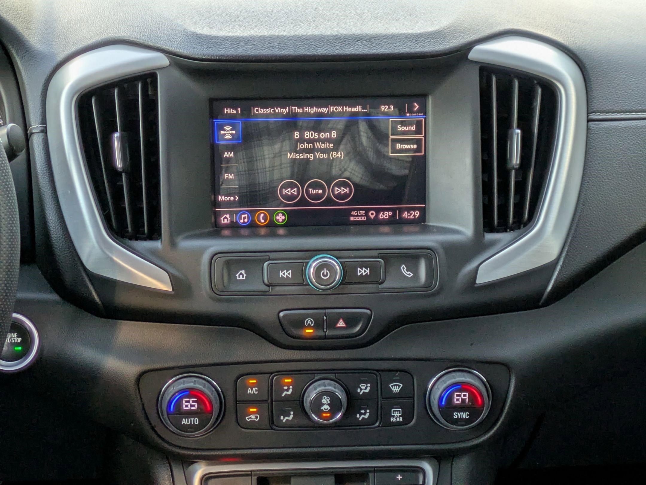 Certified 2022 GMC Terrain SLE w/ Driver Convenience Package image 18