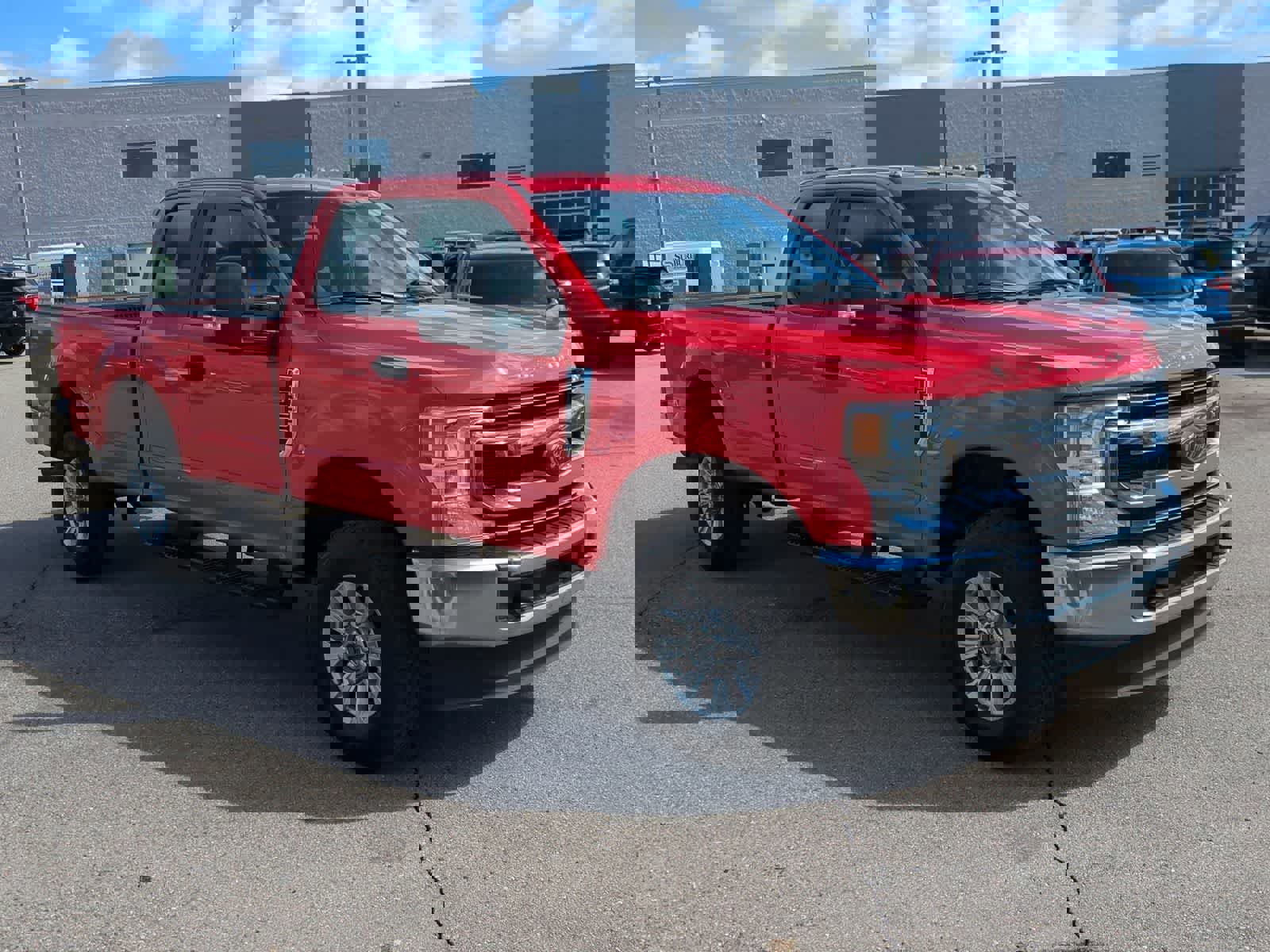 Used 2022 Ford F250 XL w/ STX Appearance Package AWD/4WD video 2