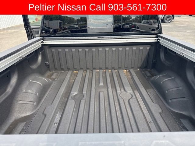 Used 2024 Nissan Titan SV w/ SV Convenience Package image 23