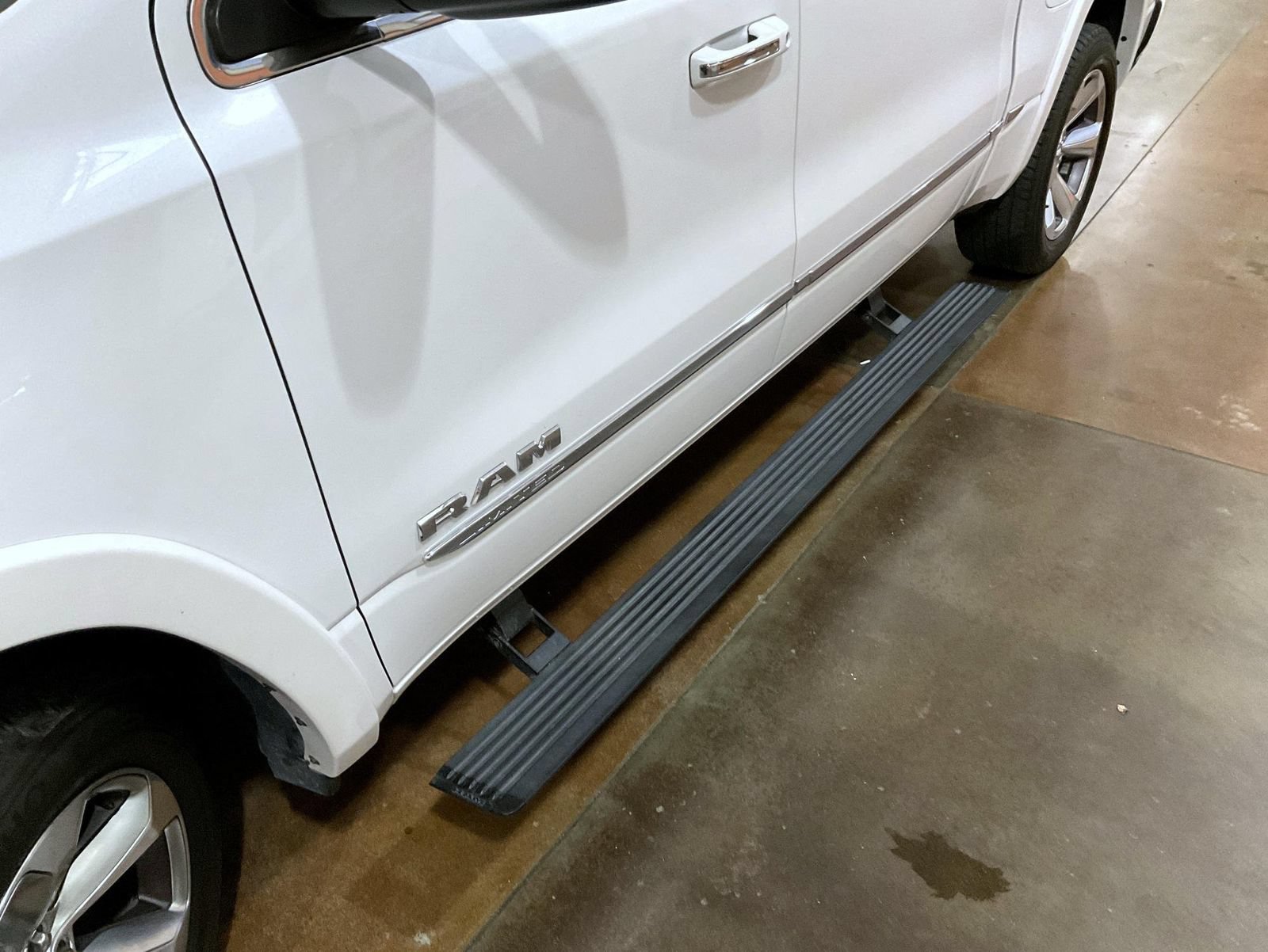 Used 2020 RAM 1500 Limited AWD/4WD image 21
