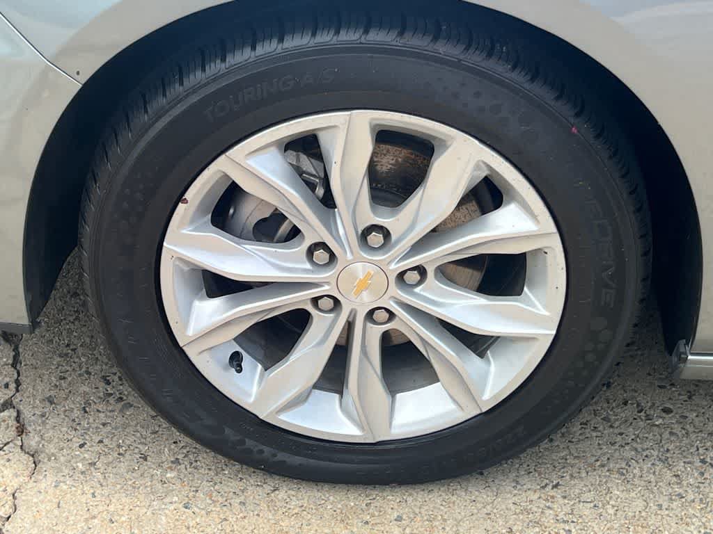 Used 2024 Chevrolet Malibu LT FWD image 11