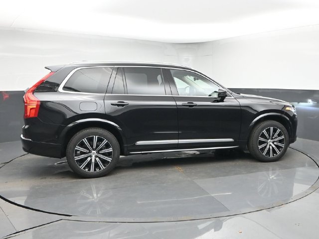 Used 2024 Volvo XC90 B6 Plus w/ Protection Package AWD/4WD image 9