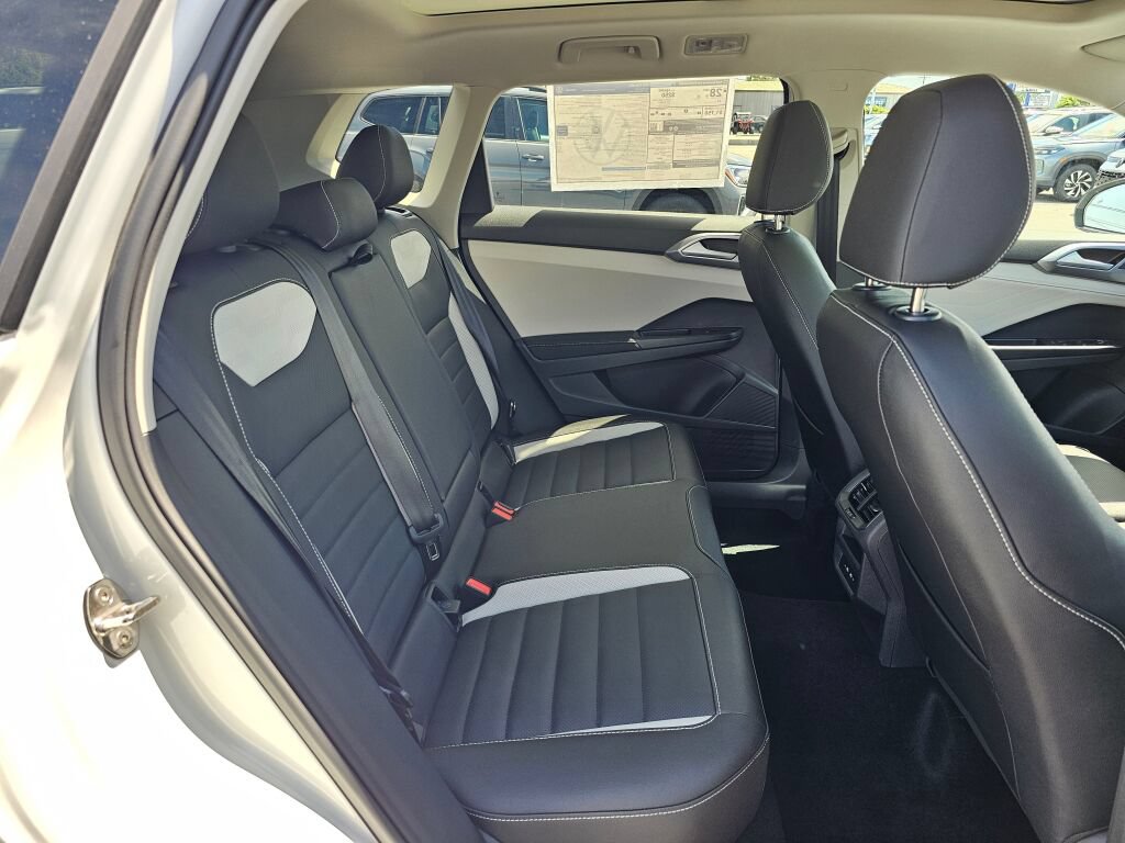New 2026 Volkswagen Taos SEL AWD/4WD image 13