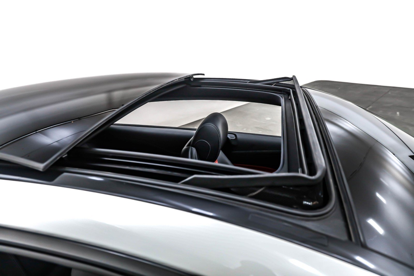 Certified 2022 Mercedes-Benz E 450 Coupe w/ AMG Line image 22