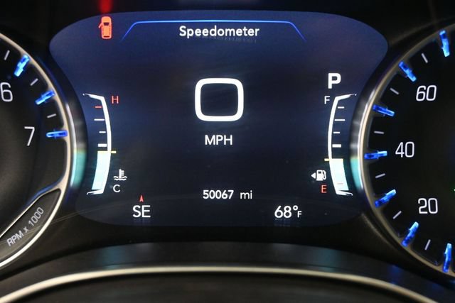 Used 2025 Chrysler Pacifica Limited FWD image 32