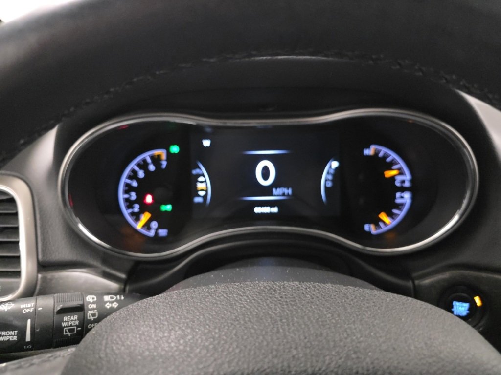 Used 2018 Jeep Grand Cherokee Limited image 17