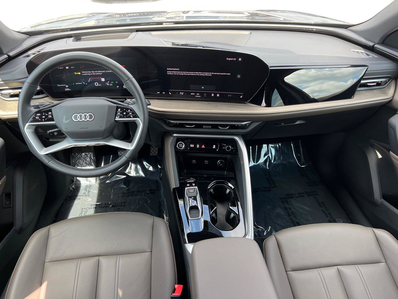 Certified 2025 Audi Q5 Premium Plus w/ Premium Plus AWD/4WD image 23
