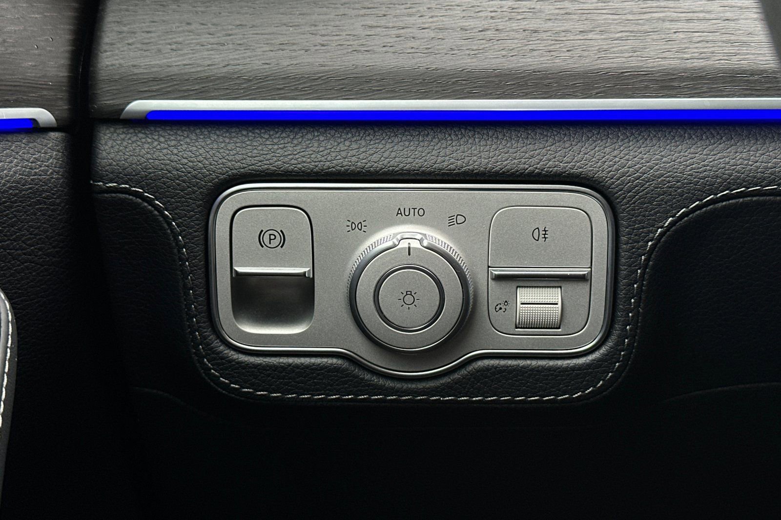 Used 2024 Mercedes-Benz GLE 53 AMG 4MATIC Coupe image 34