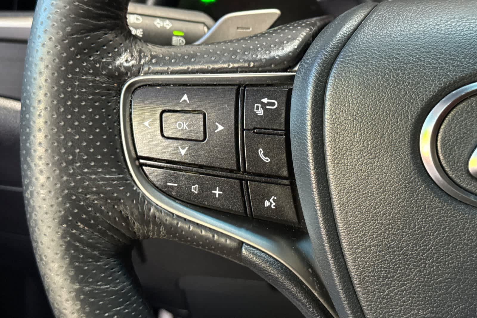 Used 2019 Lexus ES 350 F Sport w/ Accessory Package FWD image 26