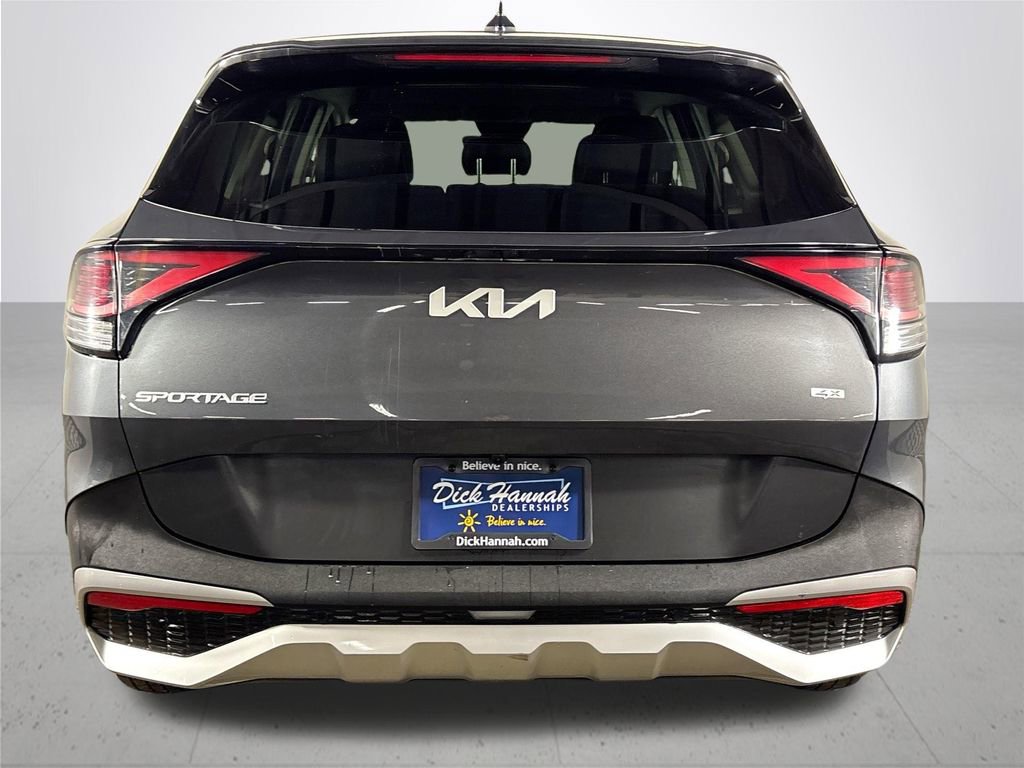 Used 2024 Kia Sportage LX image 7