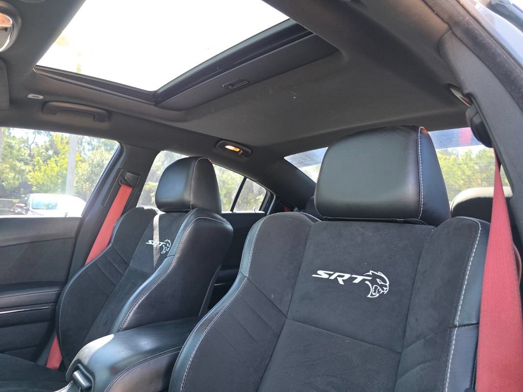 Used 2017 Dodge Charger SRT Hellcat w/ Harman/Kardon Audio Group RWD image 23