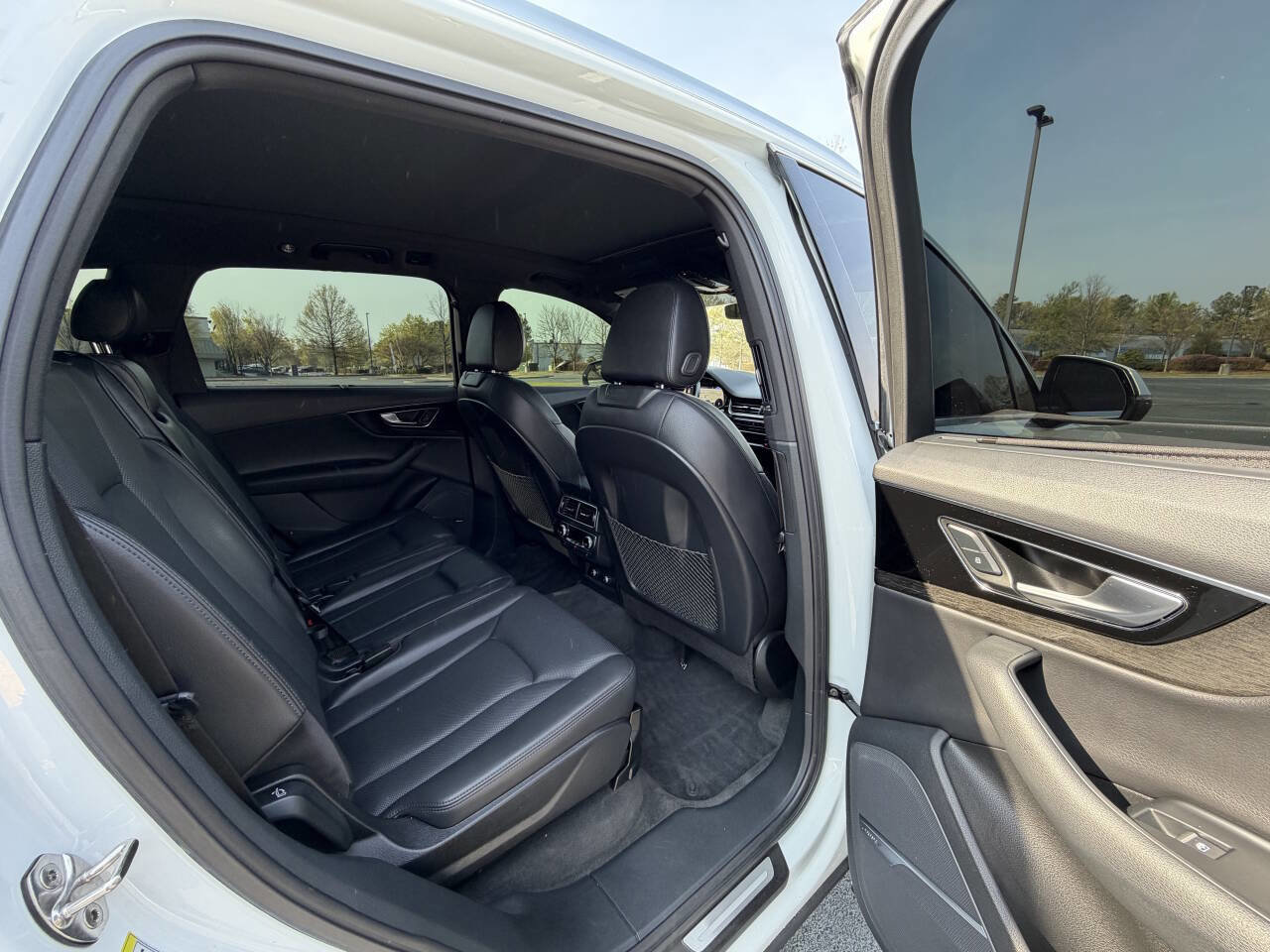 Used 2019 Audi Q7 3.0T Premium Plus w/ Premium Plus Package image 16