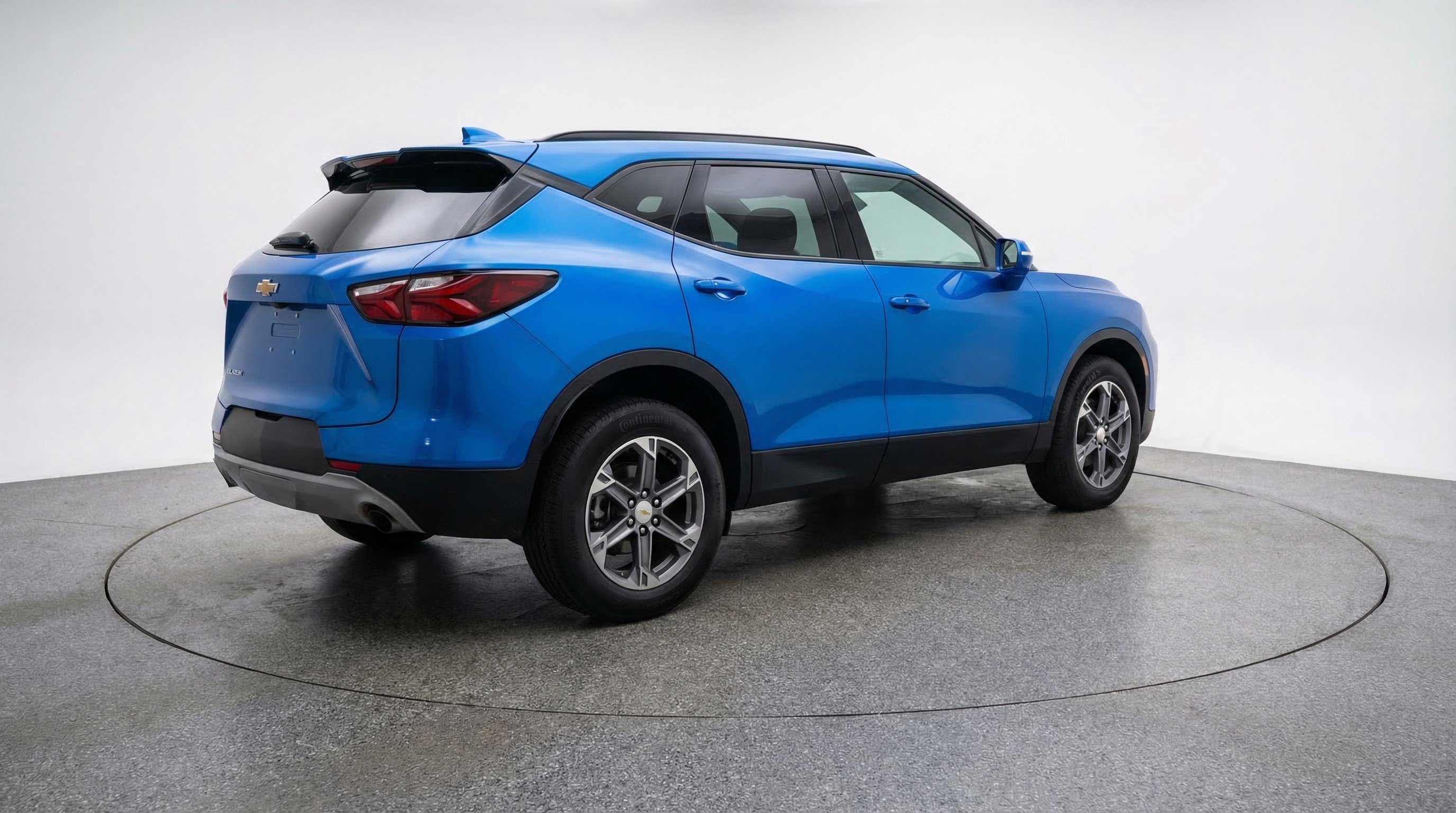 Used 2025 Chevrolet Blazer LT image 9