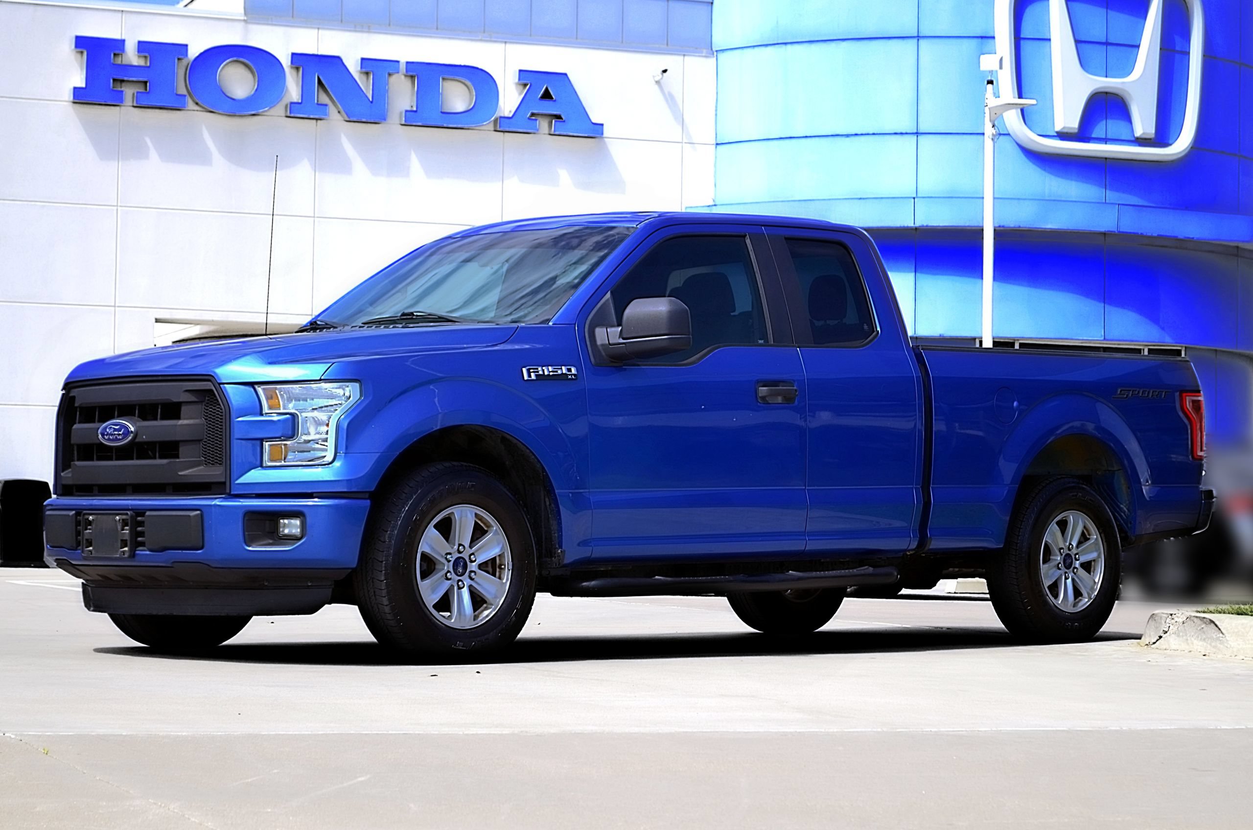 Used 2015 Ford F150 XL w/ Equipment Group 101A Mid RWD 360° Tour