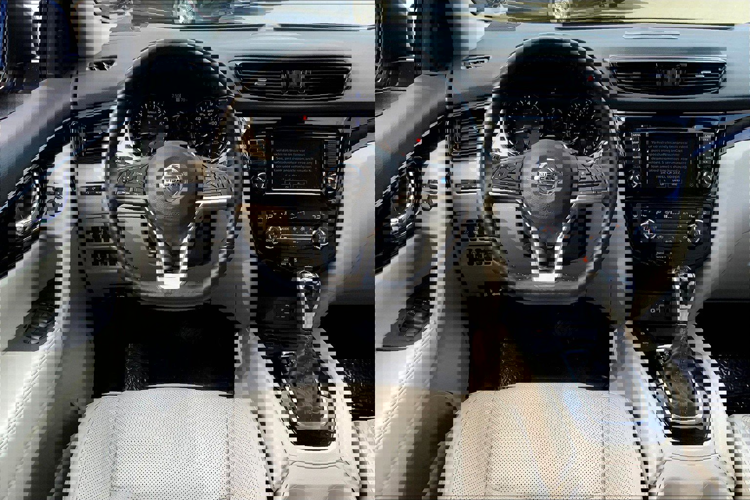 Used 2021 Nissan Rogue Sport SL w/ Premium Package image 7