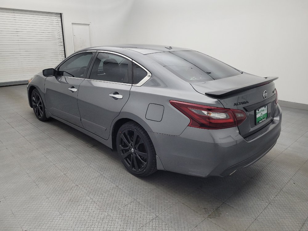 Used 2018 Nissan Altima 2.5 SR w/ SR Midnight Edition FWD image 5