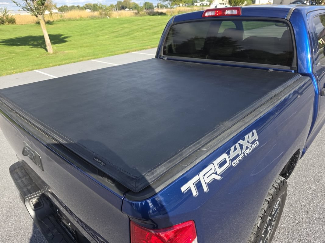 Used 2015 Toyota Tundra SR5 w/ TRD Off Road Package AWD/4WD image 30