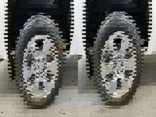 Certified 2011 GMC Sierra 1500 SLE w/ Power Tech Package image 30