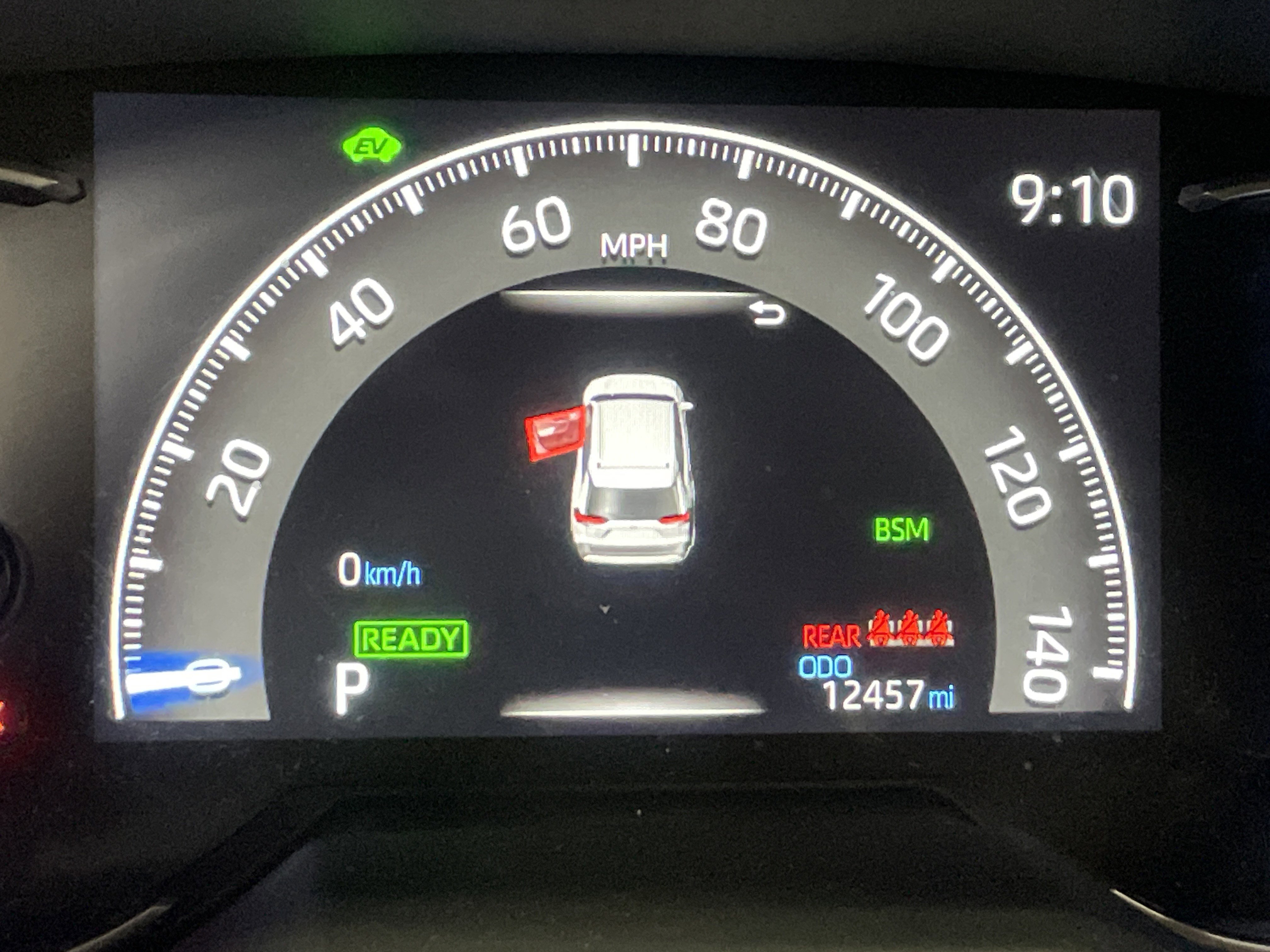 Used 2025 Toyota RAV4 XLE image 22