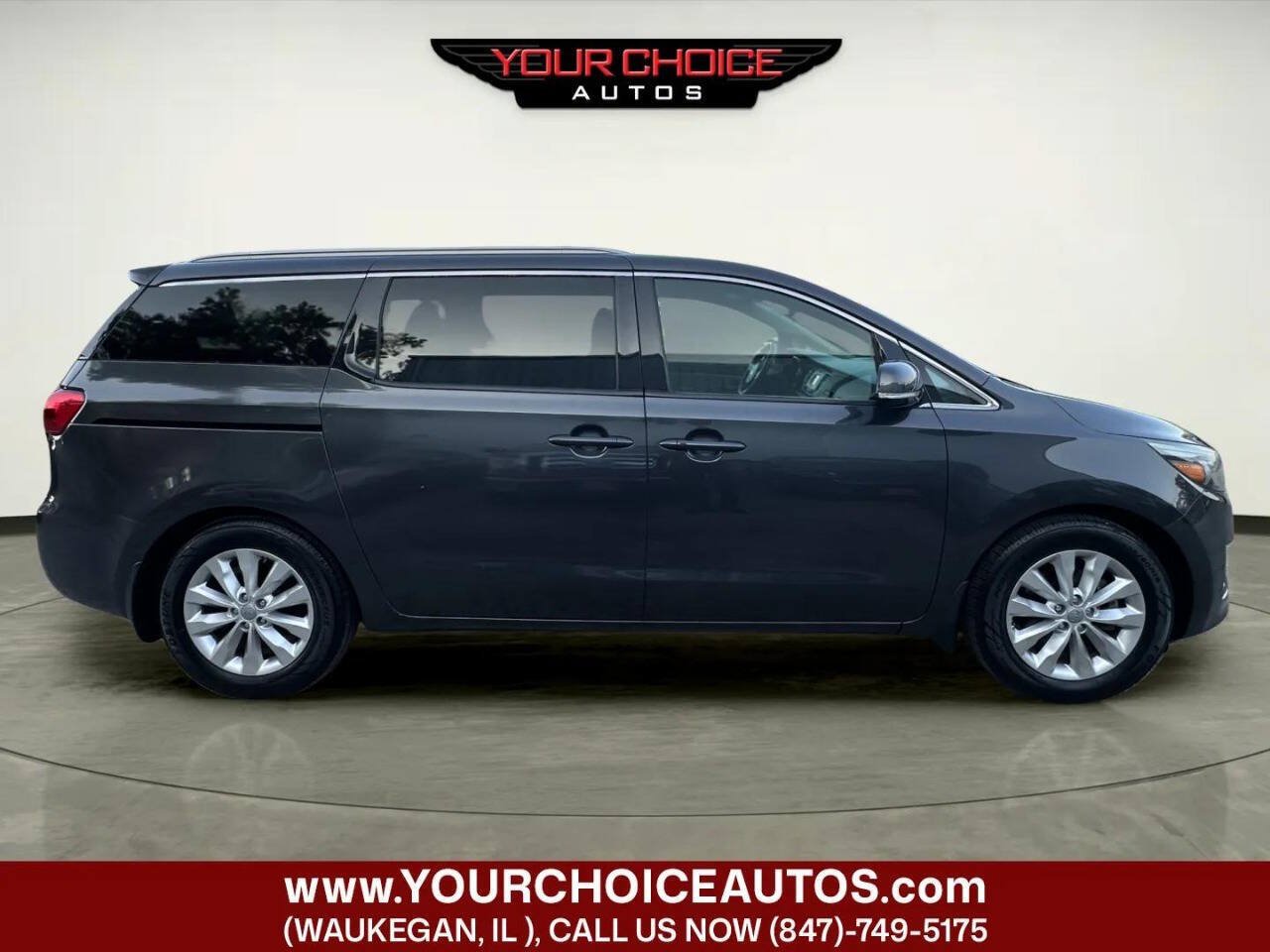 Used 2015 Kia Sedona EX FWD image 6
