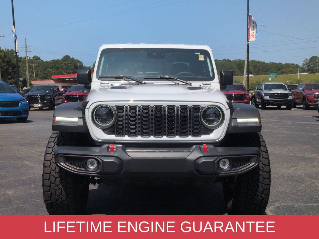 Used 2025 Jeep Gladiator Rubicon w/ Technology Group AWD/4WD image 7