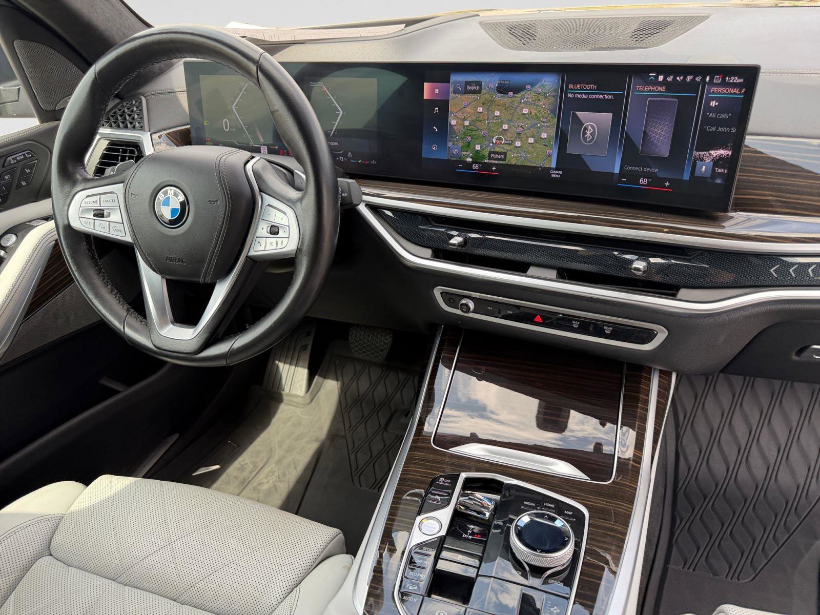 Used 2023 BMW X7 xDrive40i w/ Executive Package image 14