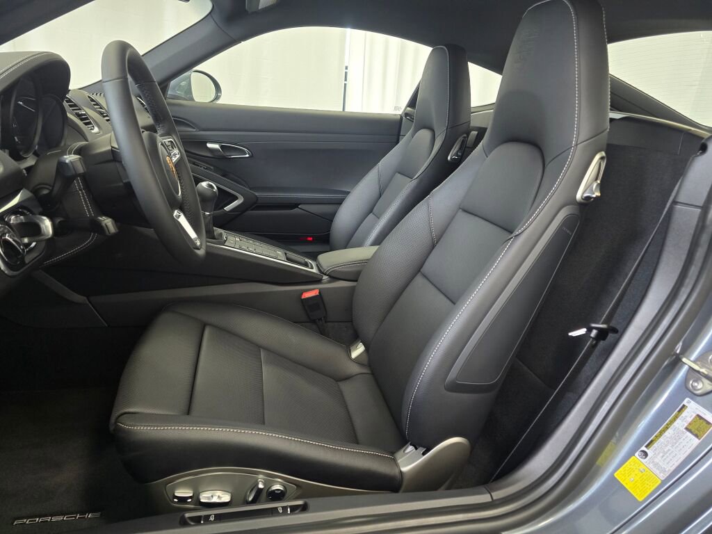 New 2025 Porsche 718 Cayman image 5