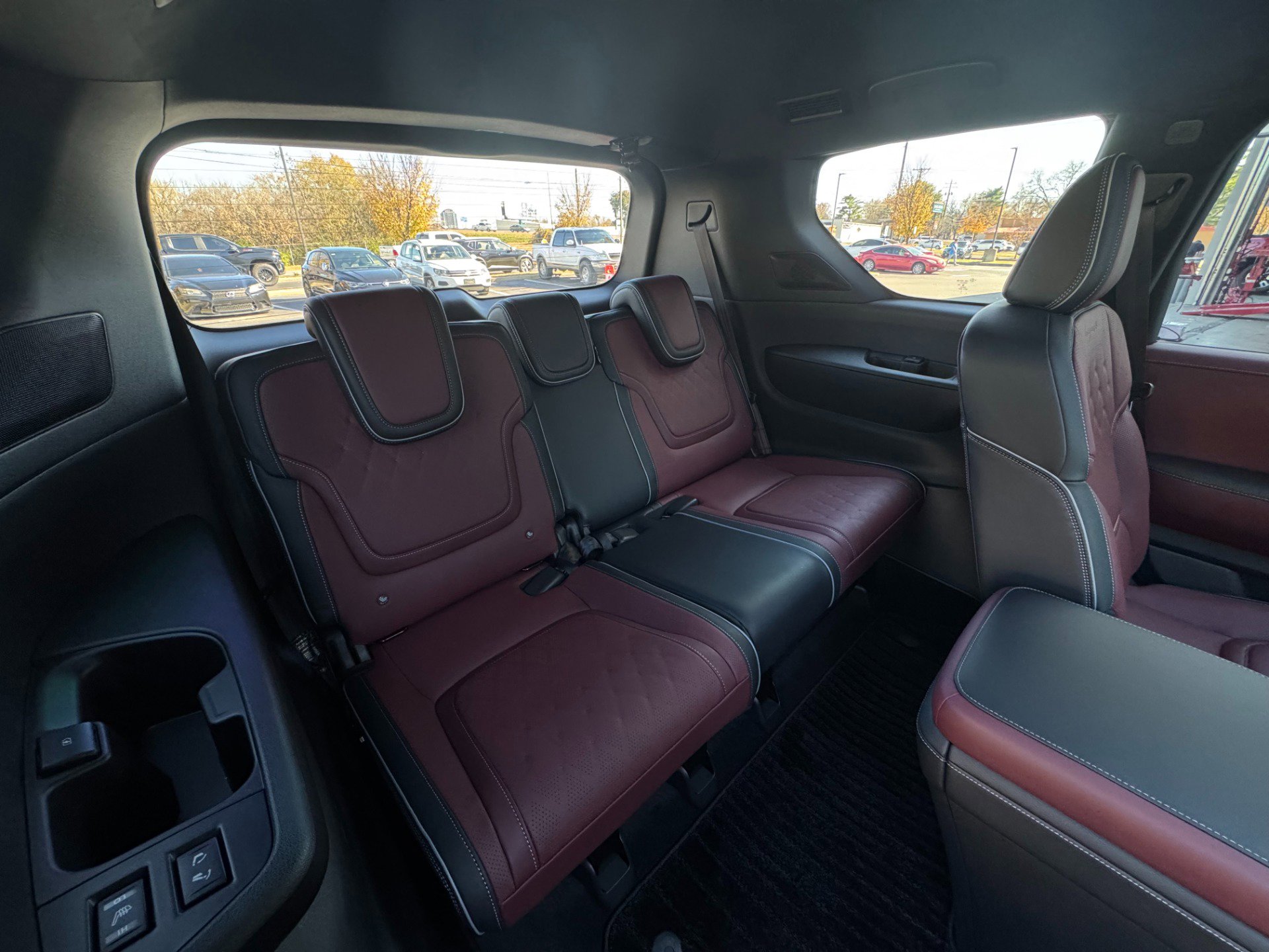 Used 2025 INFINITI QX80 Autograph w/ Autograph Exterior Package image 53