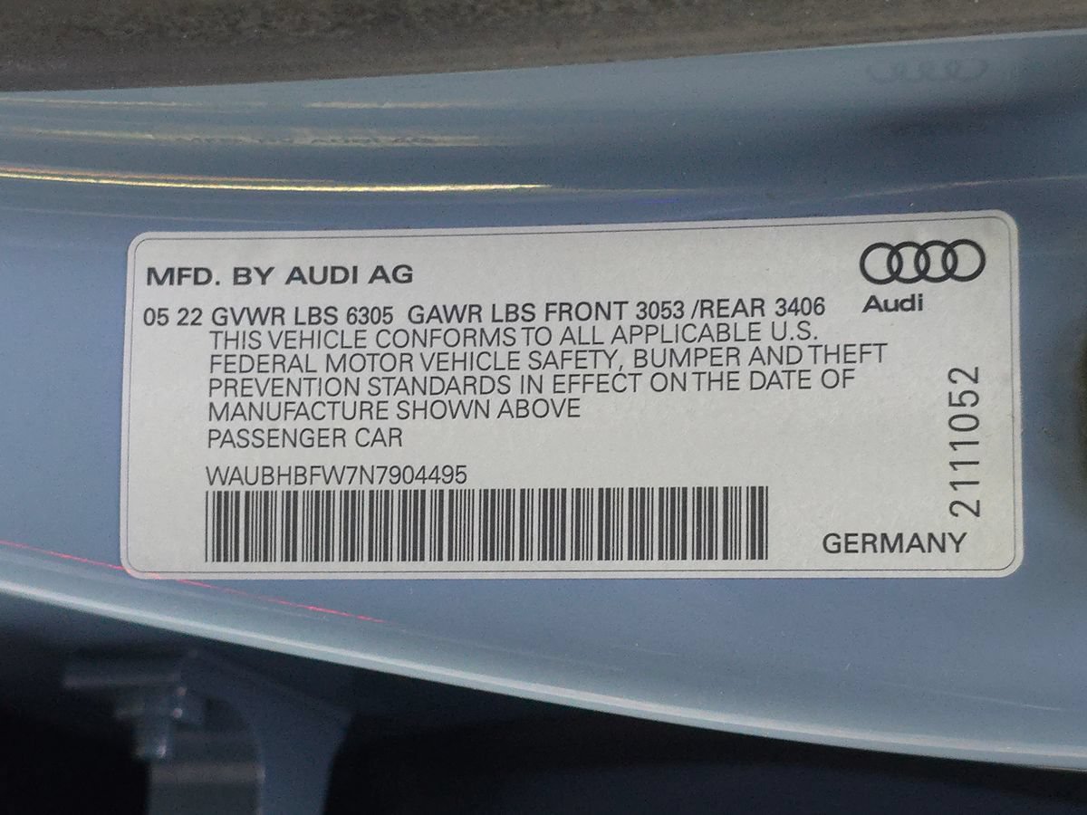 Used 2022 Audi RS e-tron GT w/ Carbon Performance Package AWD/4WD image 70