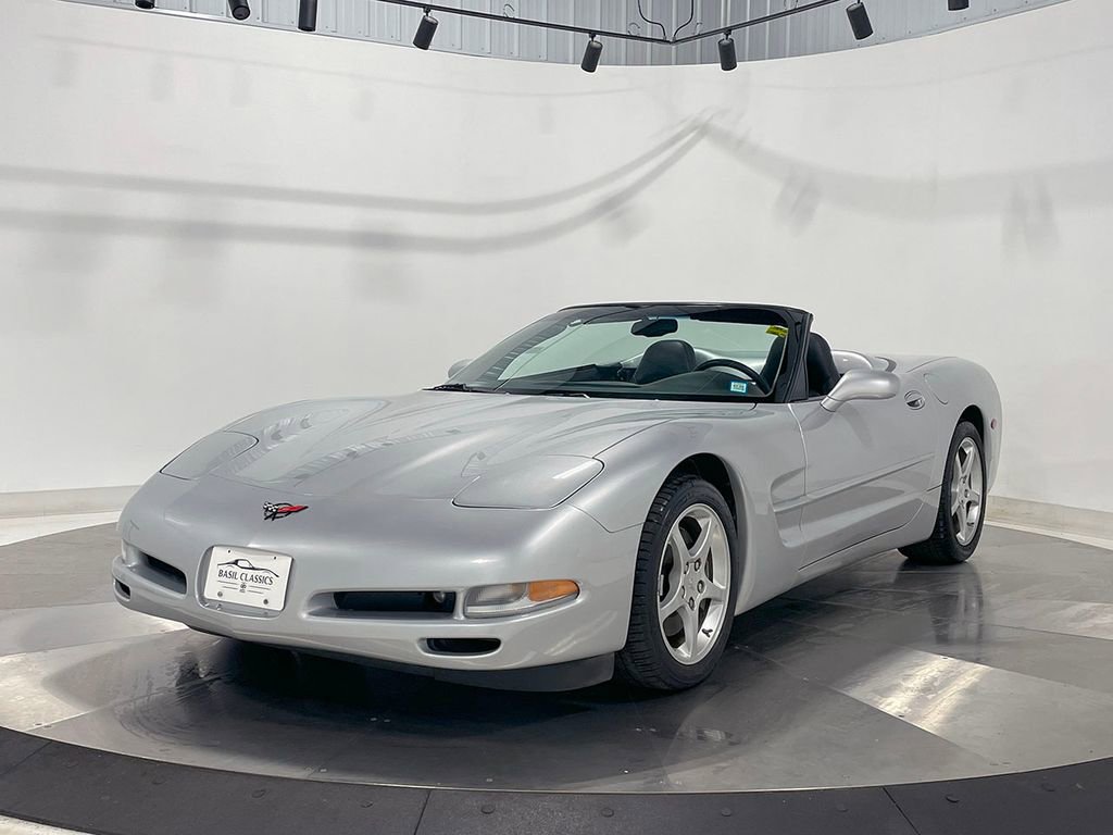 Used 2000 Chevrolet Corvette Convertible w/ Performance Handling Pkg image 12