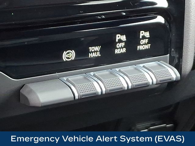 Used 2026 RAM 2500 Laramie AWD/4WD image 17