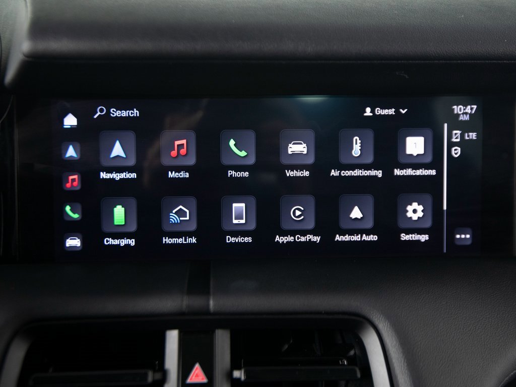 Certified 2022 Porsche Taycan image 29