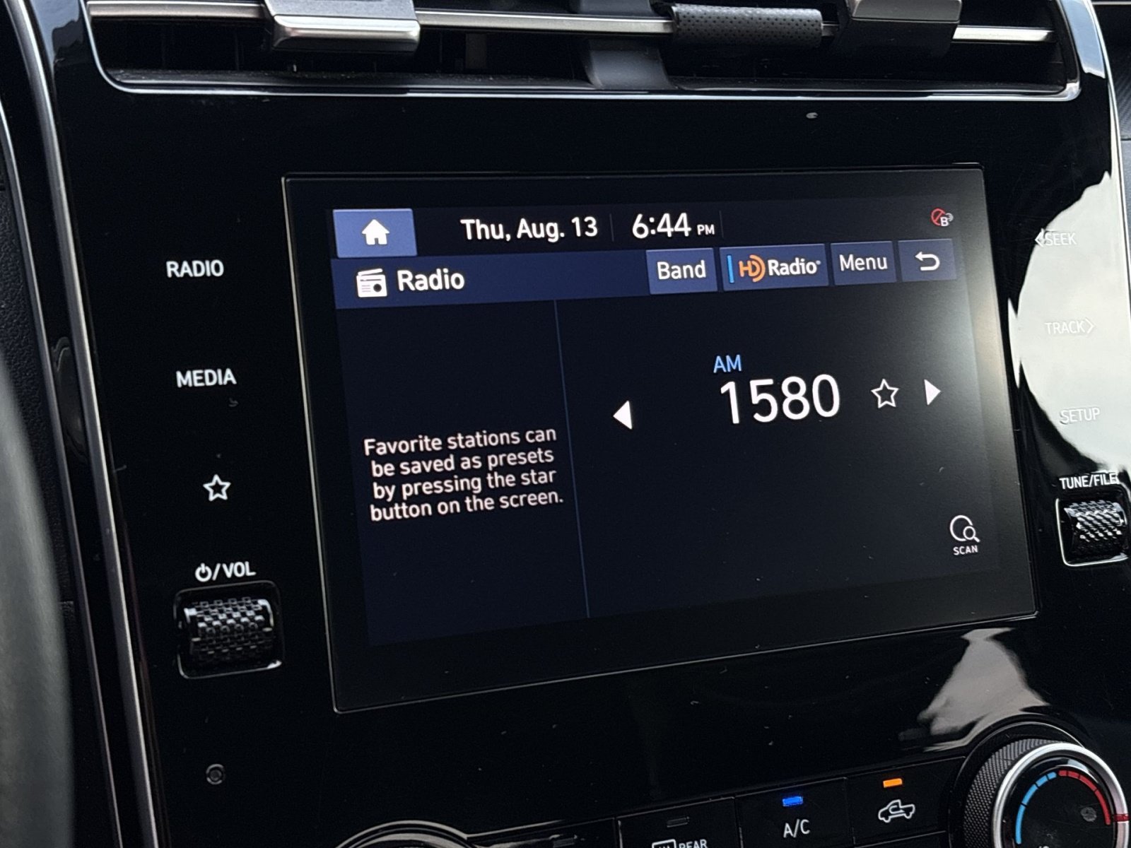 Certified 2023 Hyundai Santa Cruz SEL AWD/4WD image 18