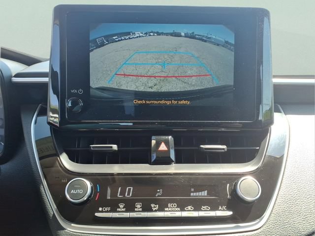 Used 2025 Toyota Corolla LE FWD image 19